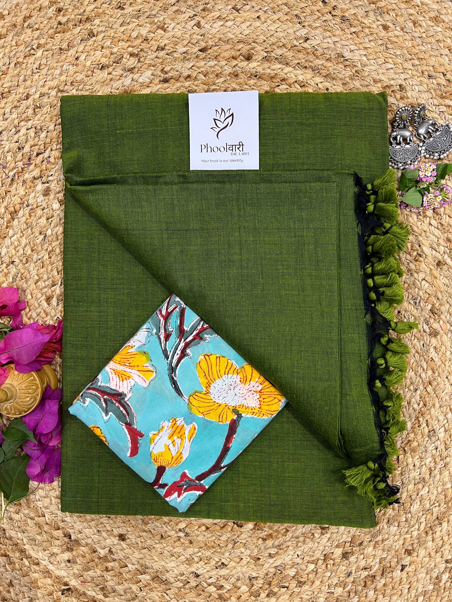 Phoolwari Mehendi Green Handloom Saree