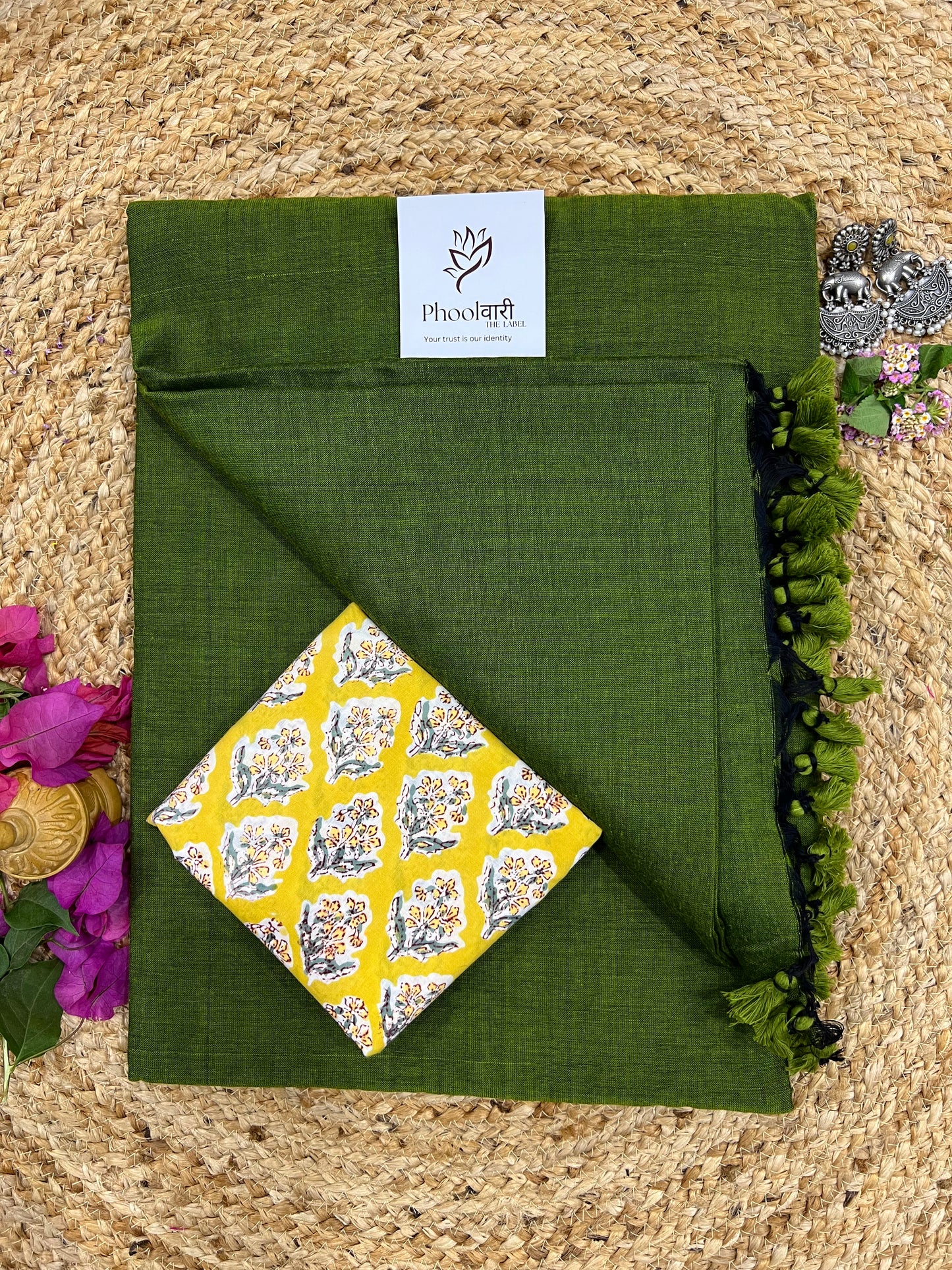 Phoolwari Mehendi Green Handloom Saree