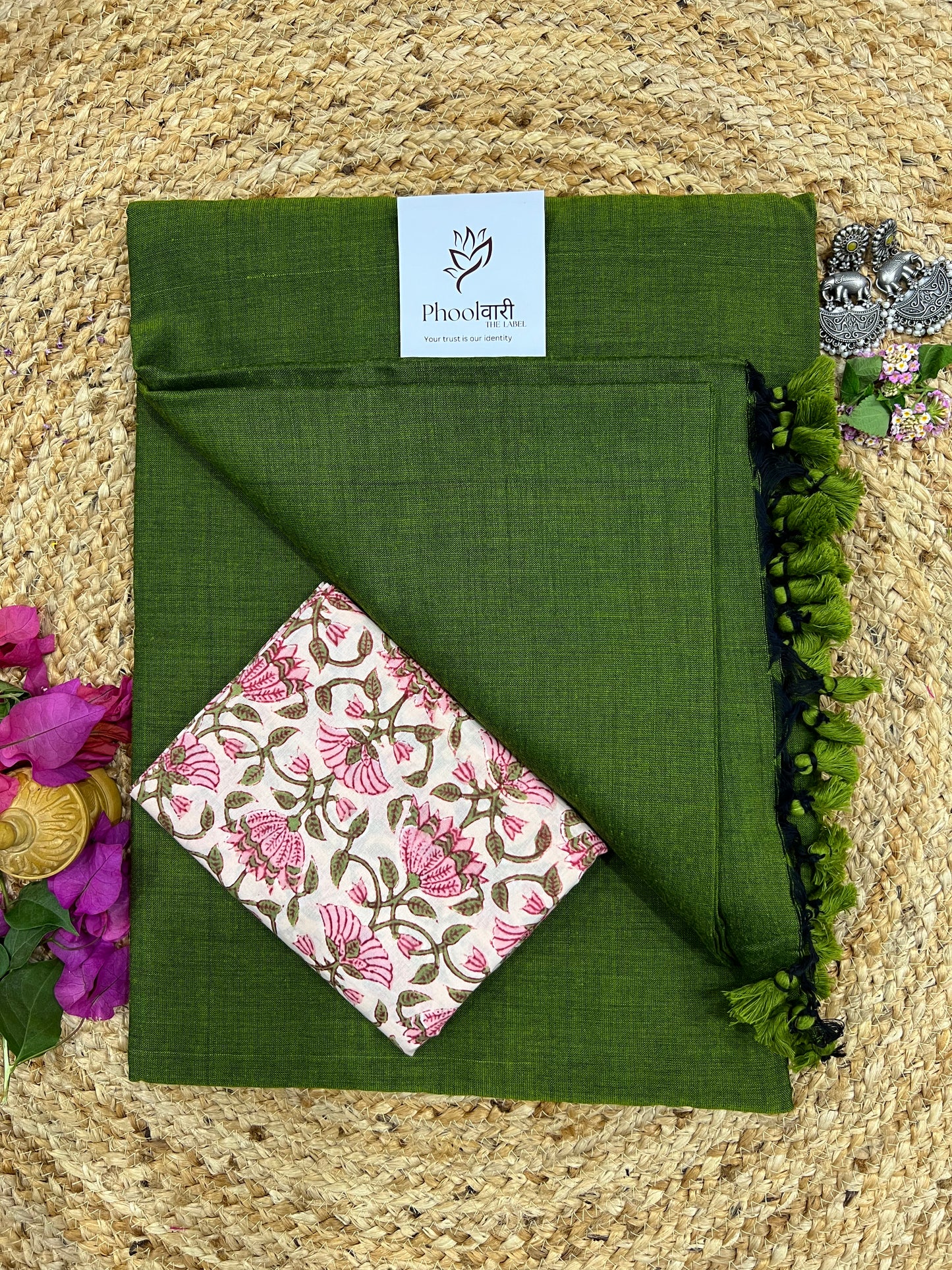 Phoolwari Mehendi Green Handloom Saree