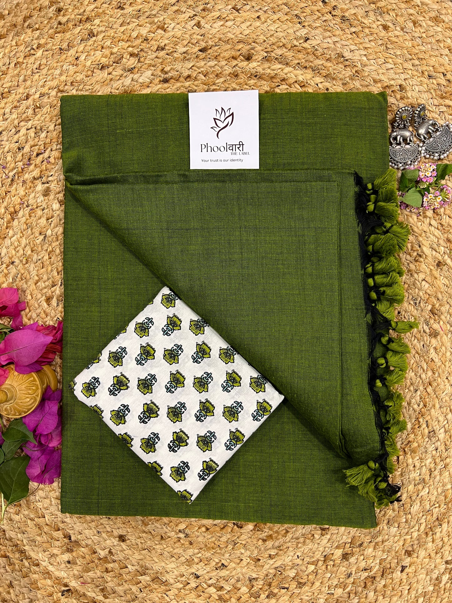 Phoolwari Mehendi Green Handloom Saree