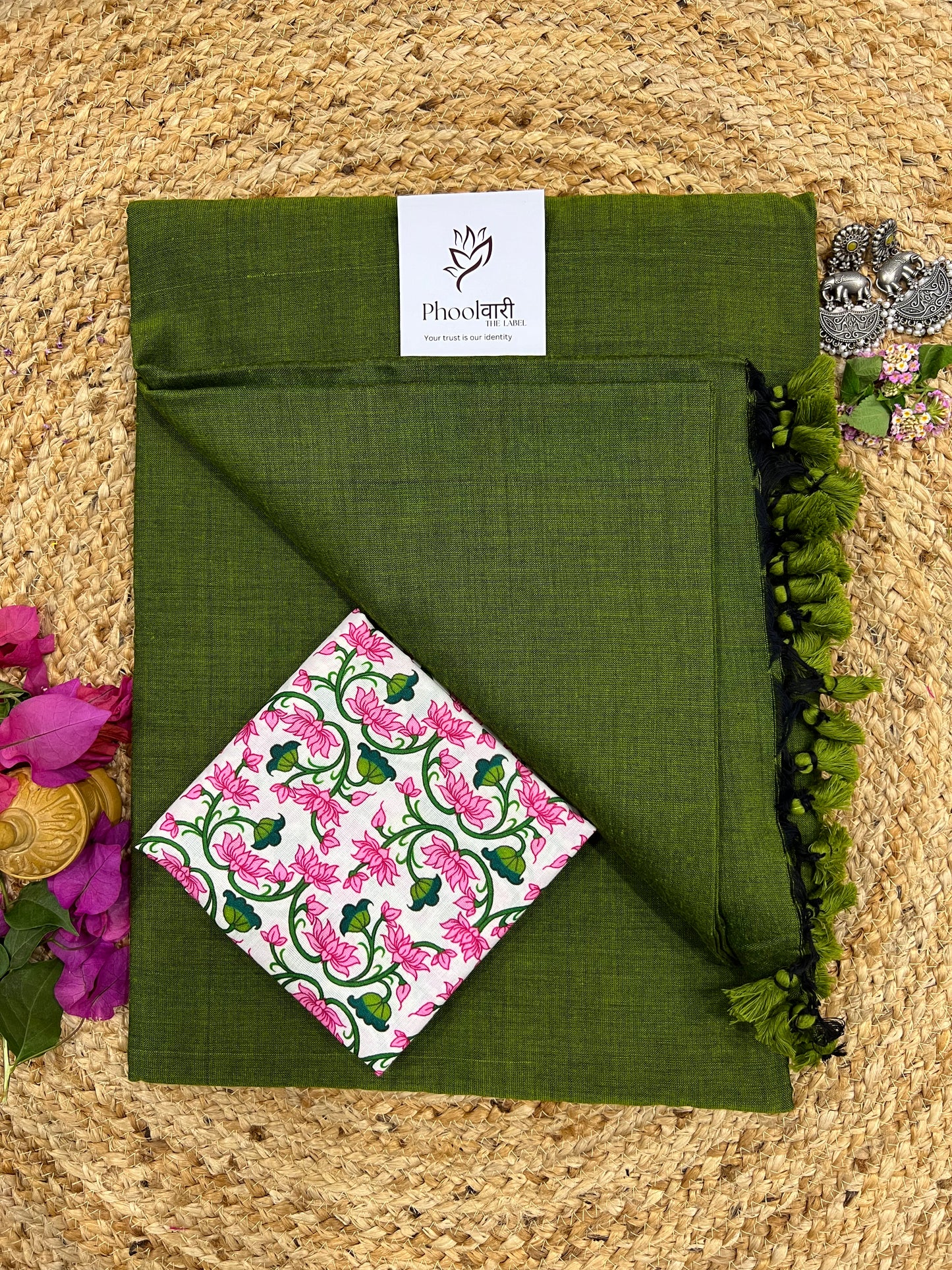 Phoolwari Mehendi Green Handloom Saree