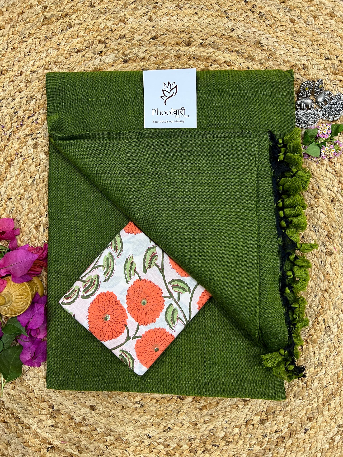 Phoolwari Mehendi Green Handloom Saree