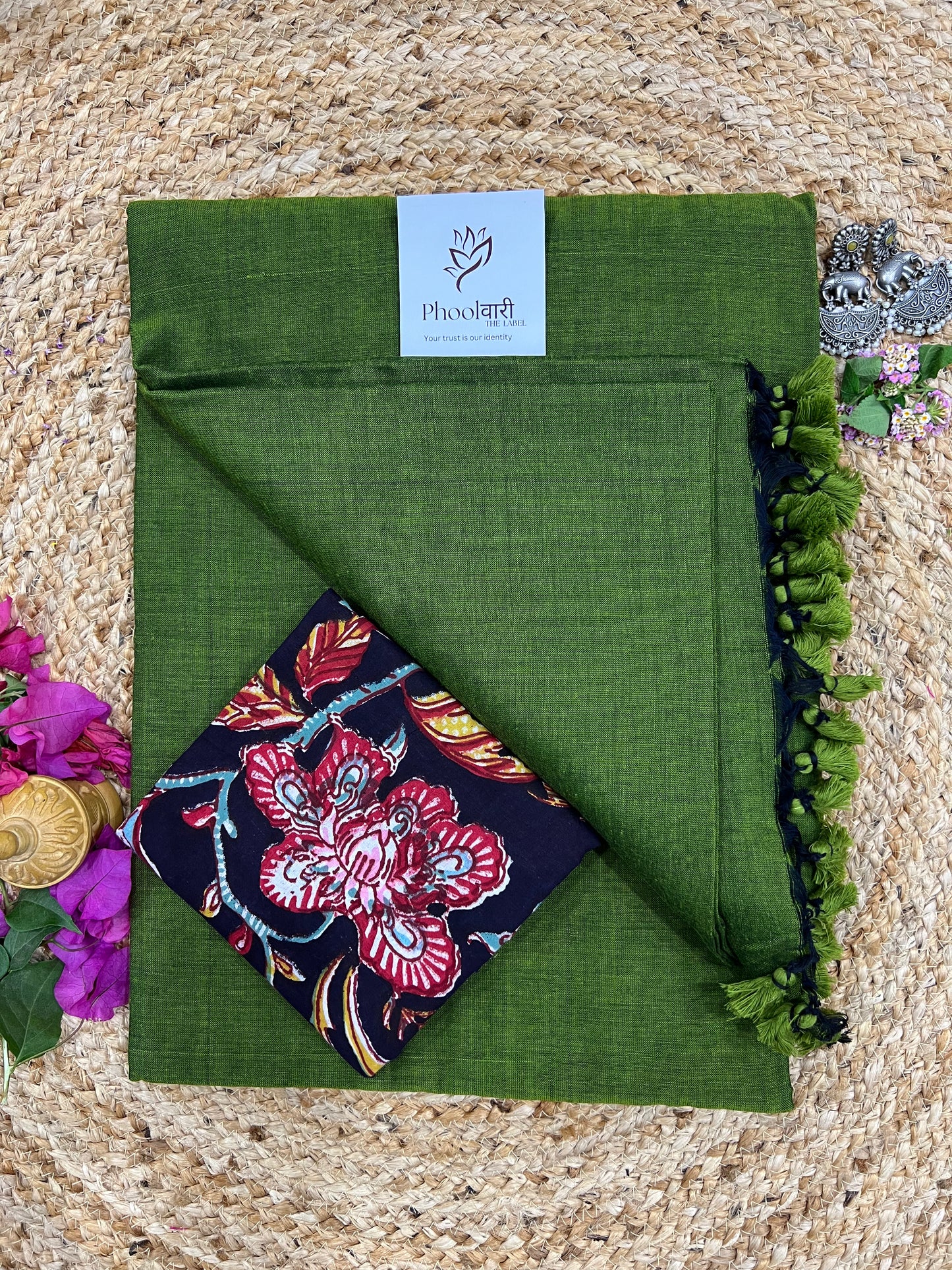 Phoolwari Mehendi Green Handloom Saree