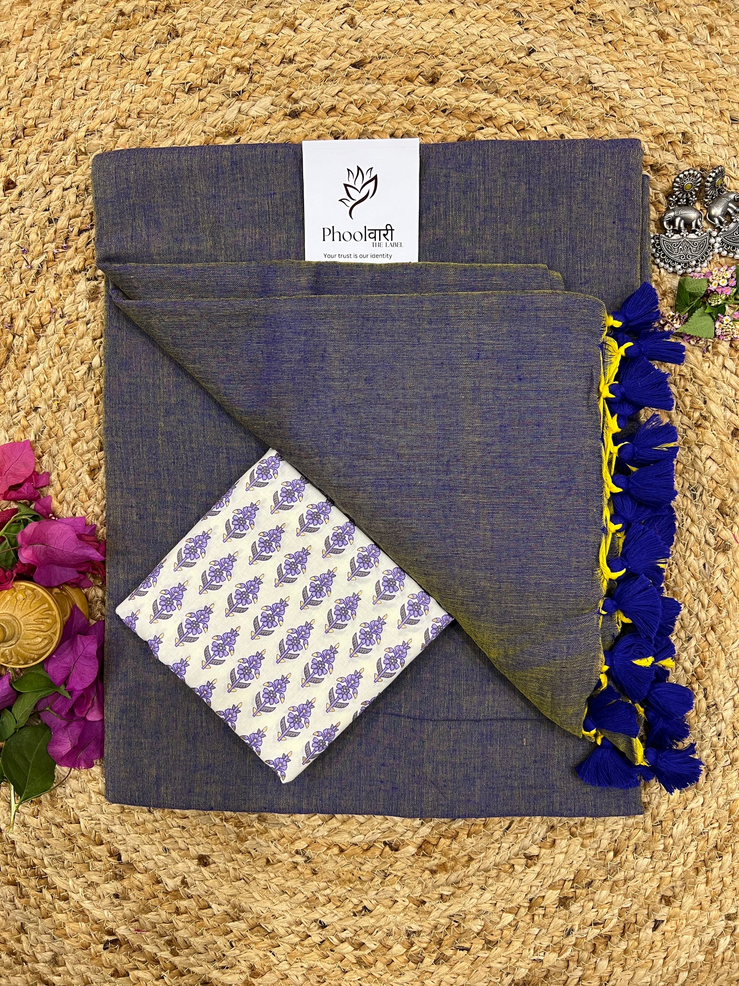 Phoolwari Onion Handloom Saree