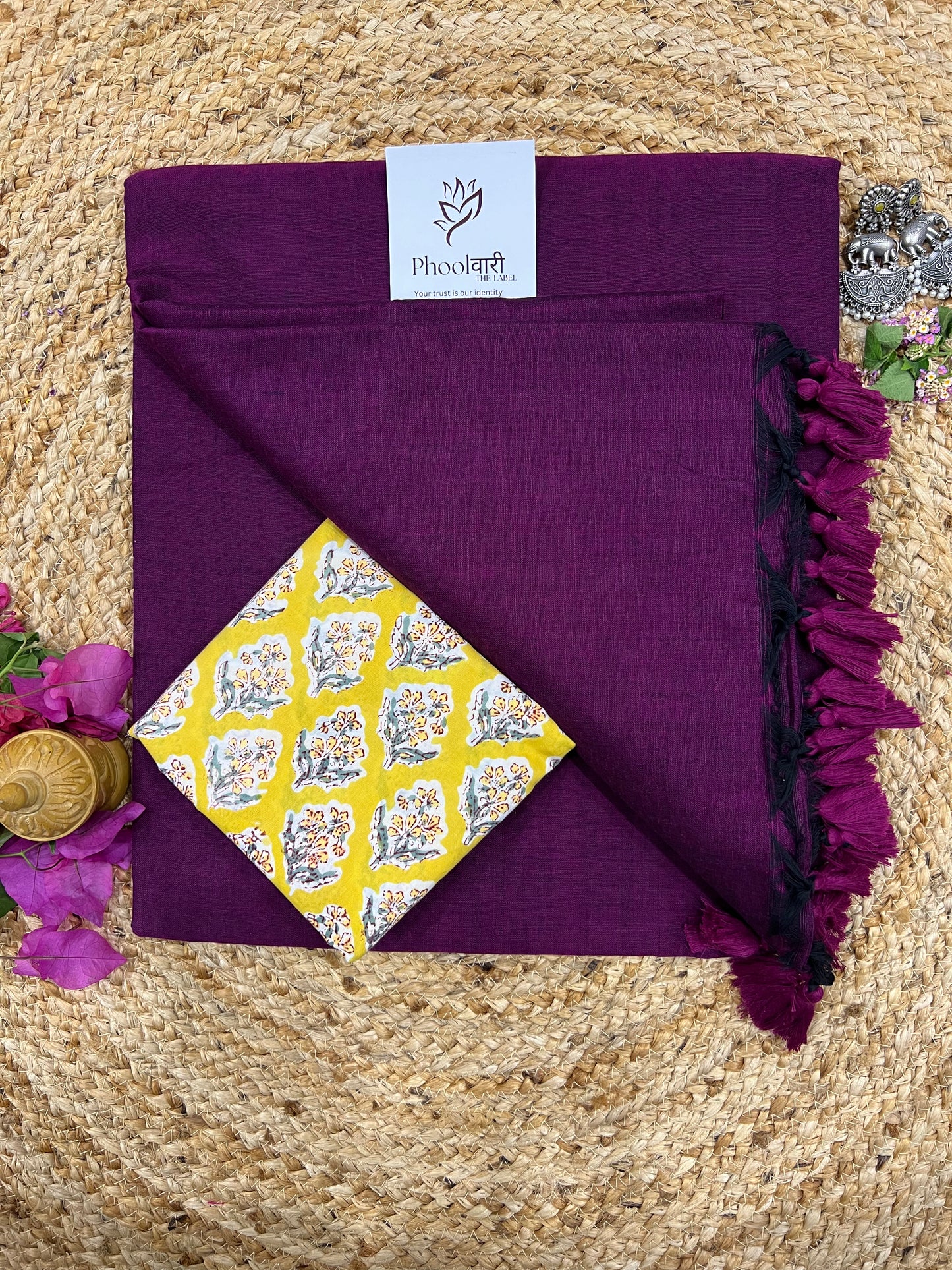 Phoolwari Magenta Handloom Saree