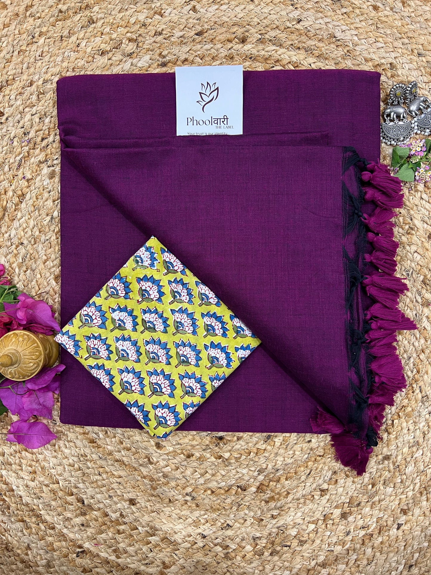 Phoolwari Magenta Handloom Saree