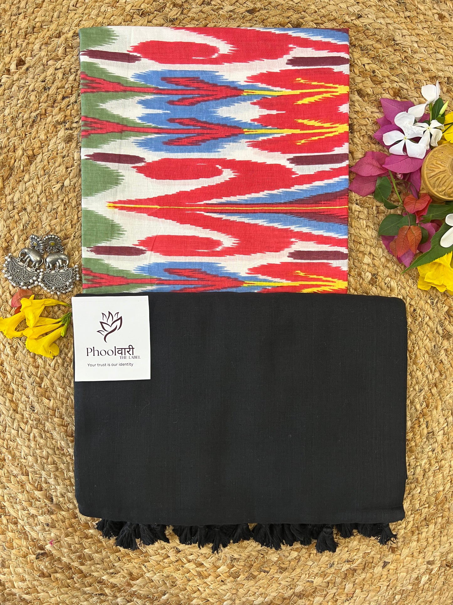 Phoolwari Black Handloom Saree