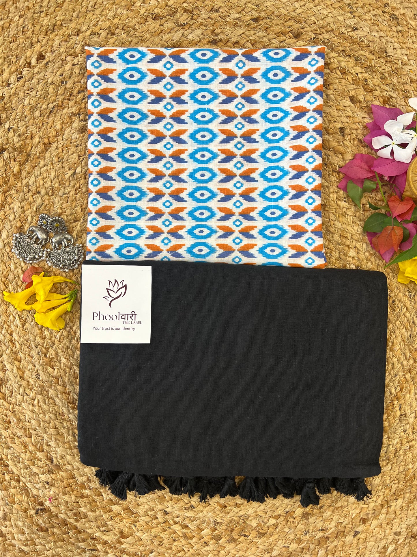 Phoolwari Black Handloom Saree