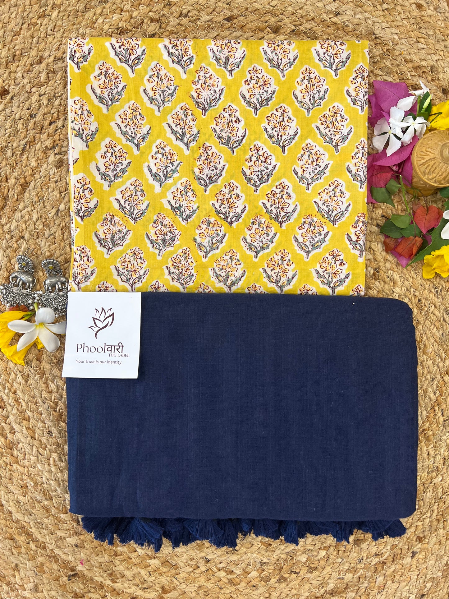 Phoolwari Navy Blue Handloom cotton Saree