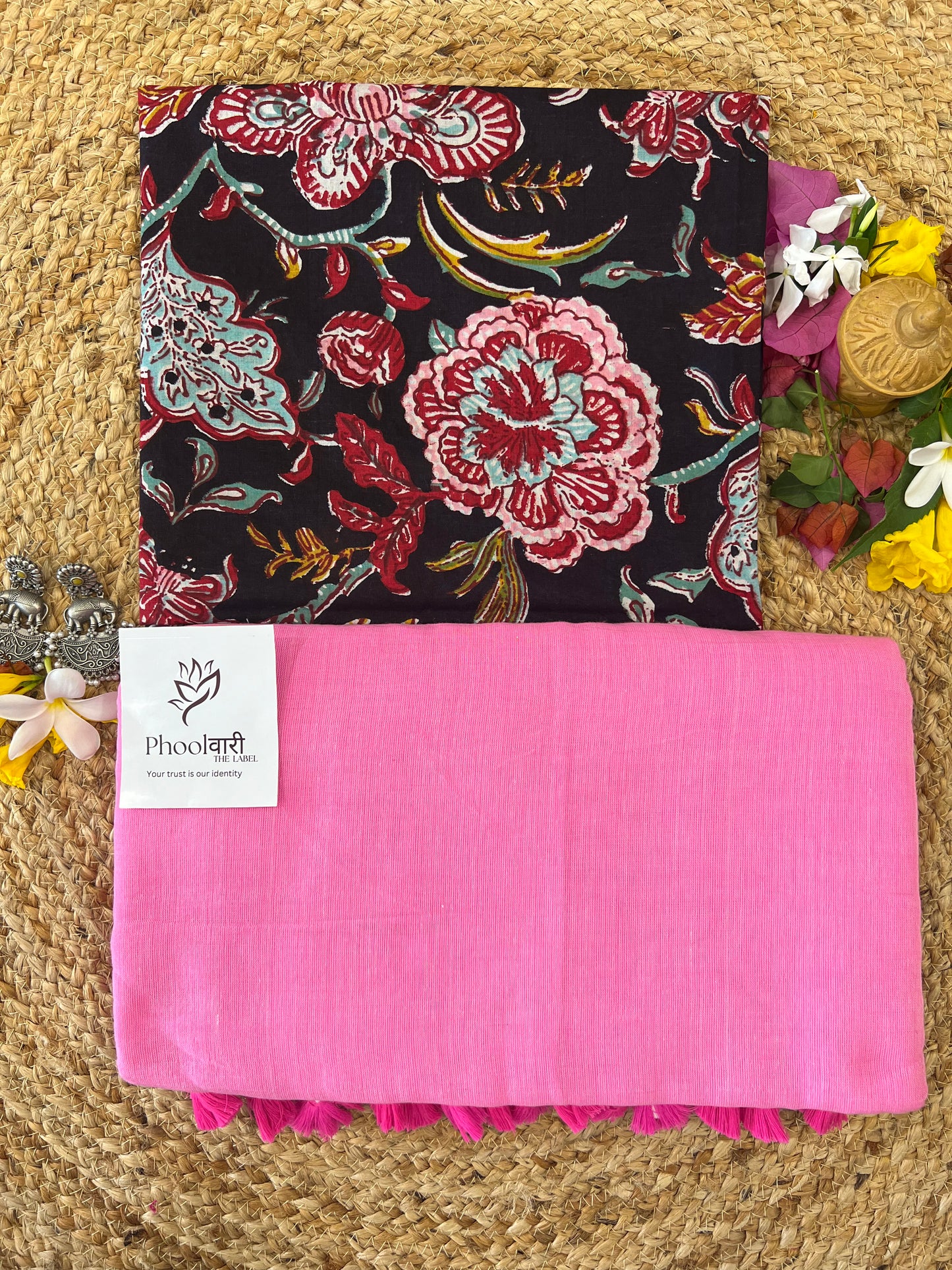 Phoolwari Pink Handloom Saree