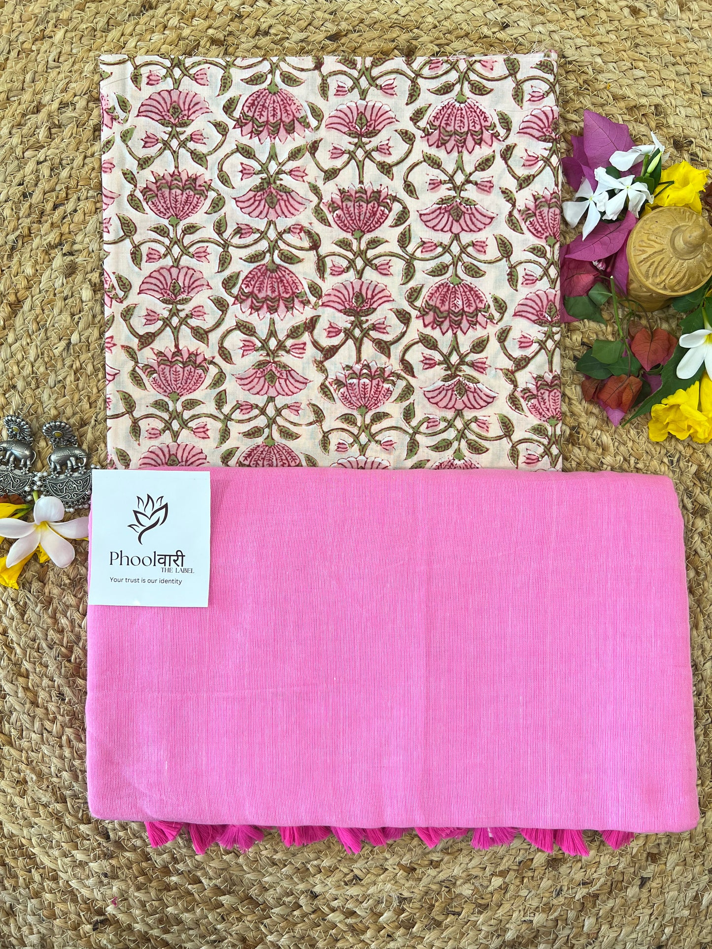 Phoolwari Pink Handloom Saree