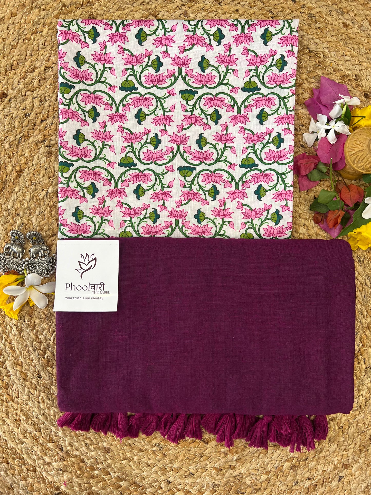 Phoolwari Magenta Handloom Saree