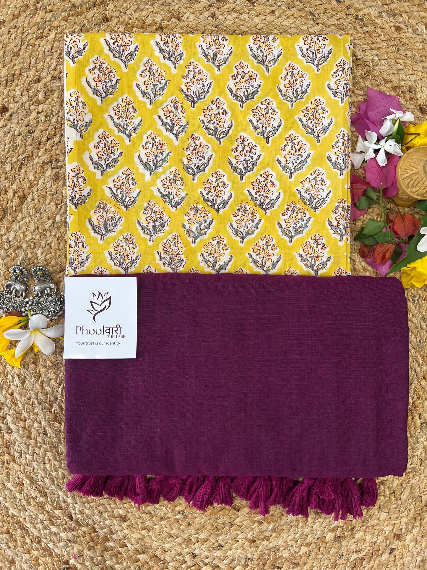 Phoolwari Magenta Handloom Saree