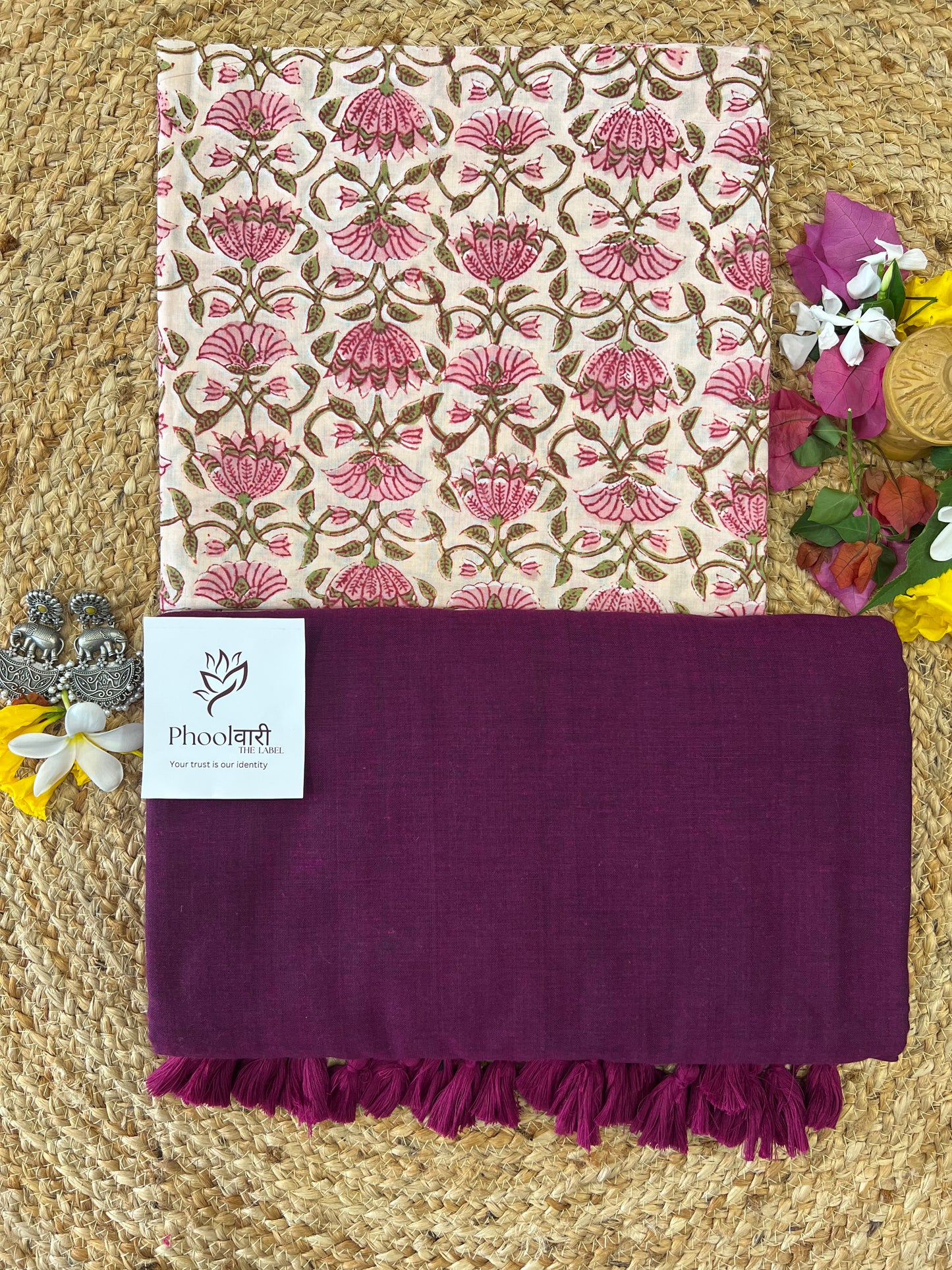 Phoolwari Magenta Handloom Saree