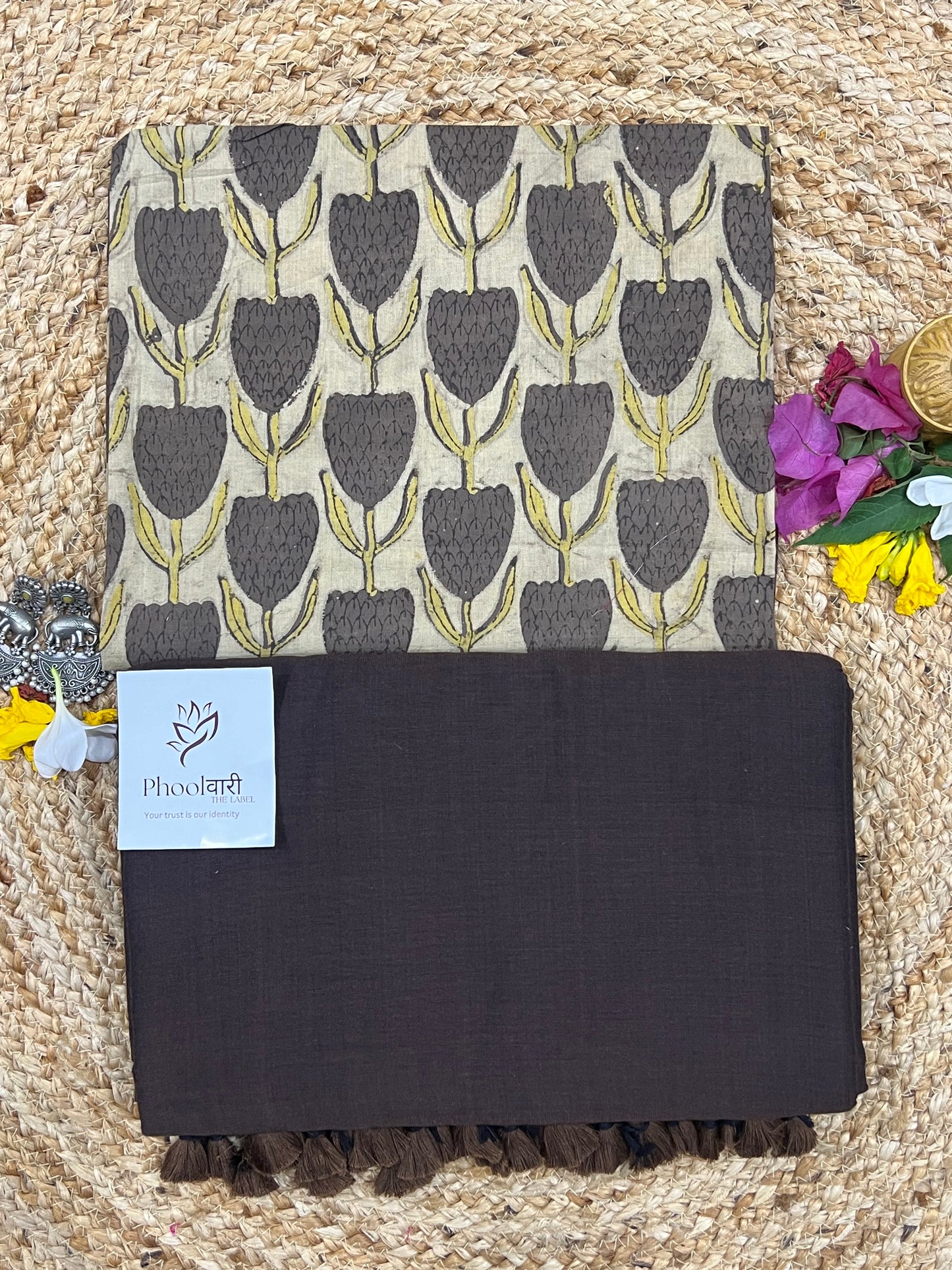 Phoolwari Coffee Brown Handloom Saree