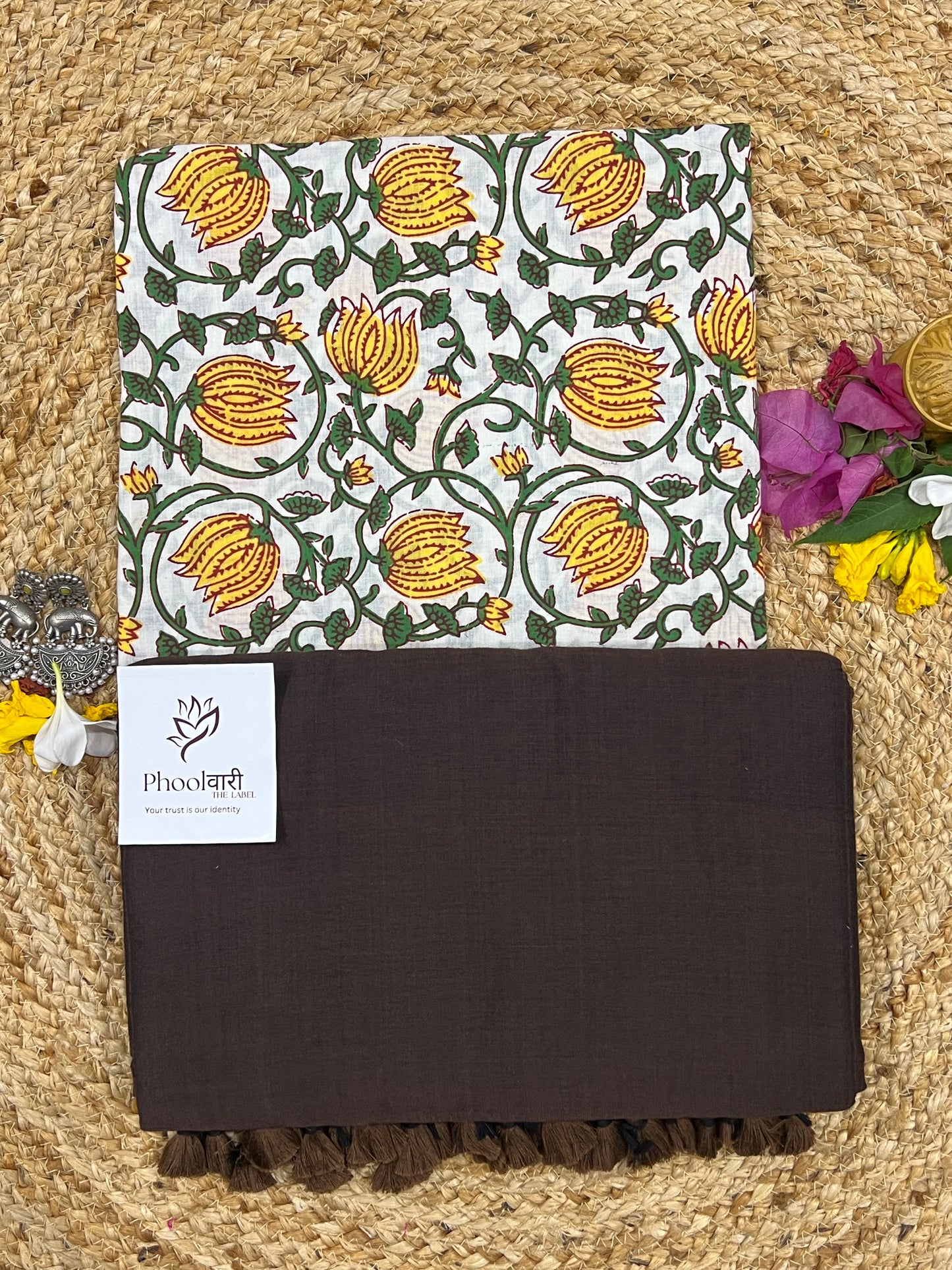 Phoolwari Coffee Brown Handloom Saree