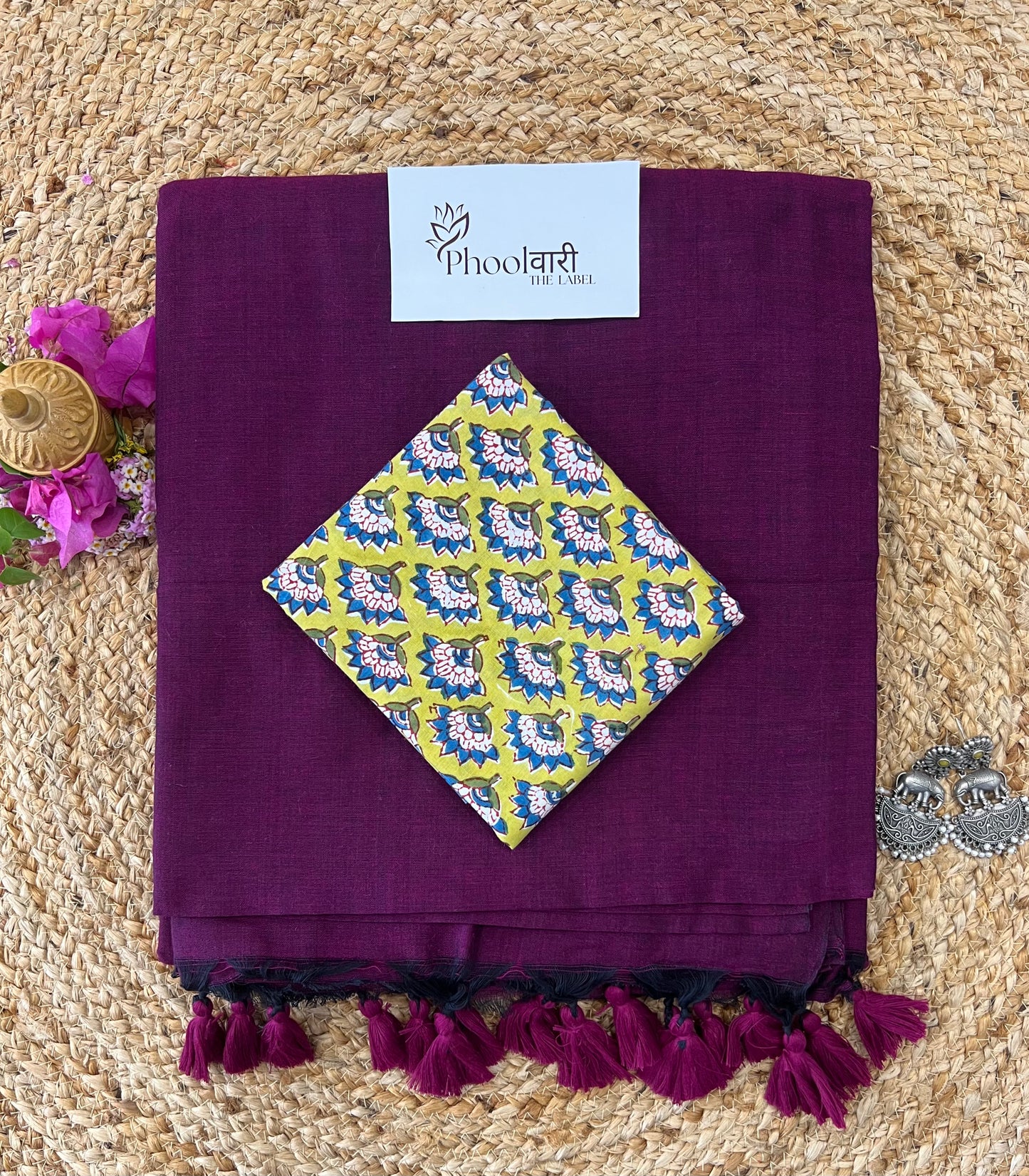 Phoolwari Magenta Handloom Saree