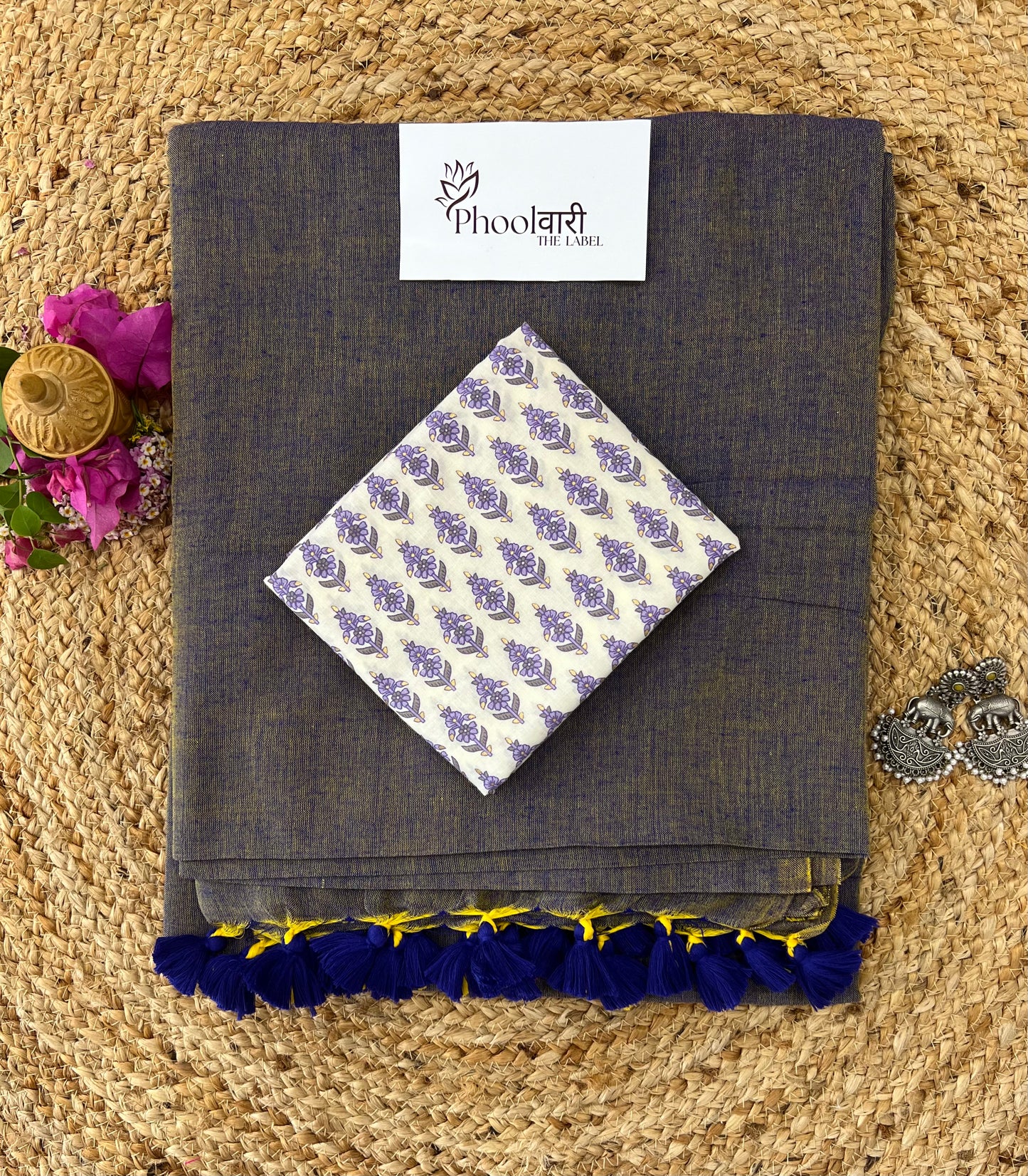 Phoolwari Onion Handloom Saree