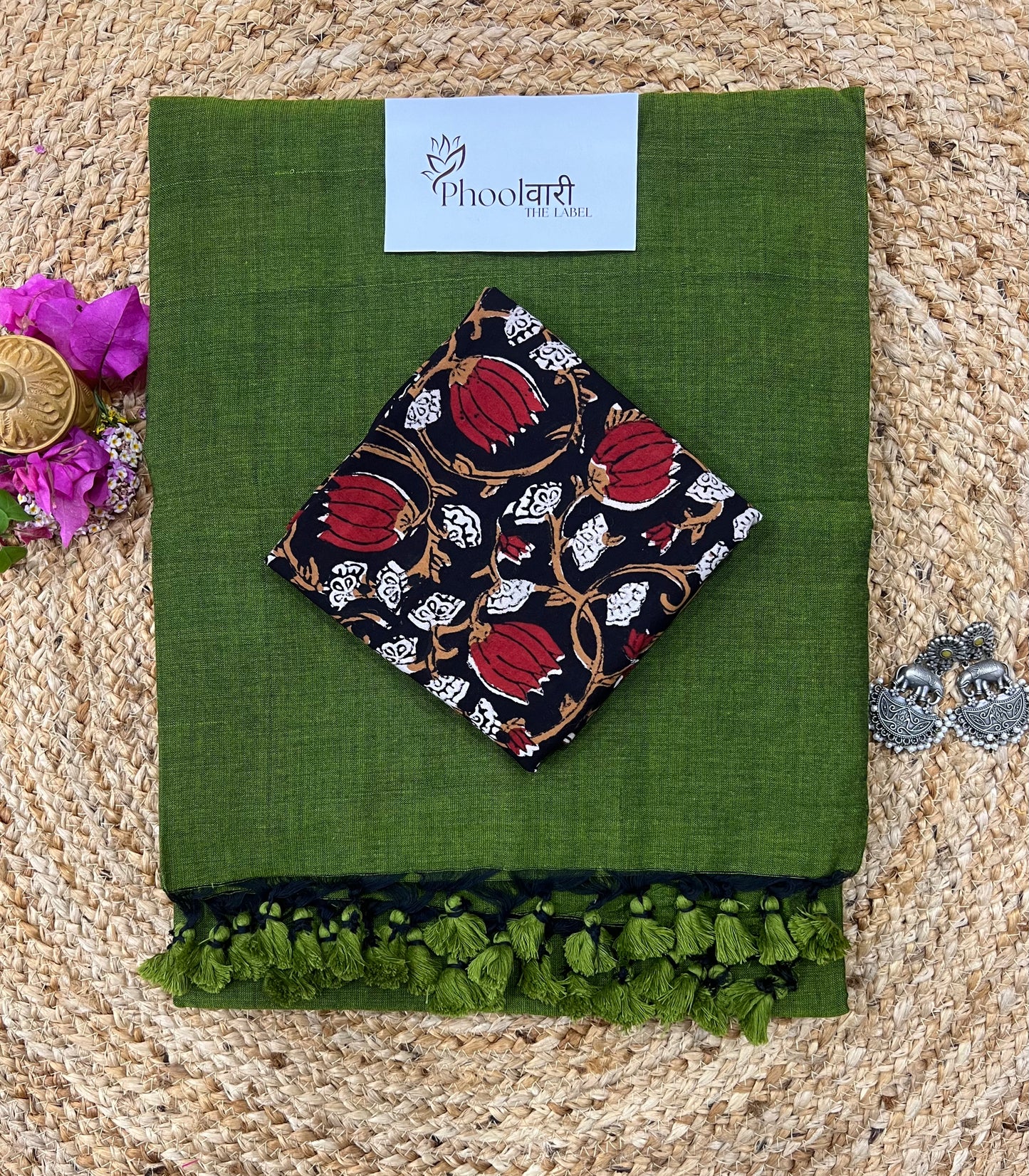 Phoolwari Mehendi Green Handloom Saree