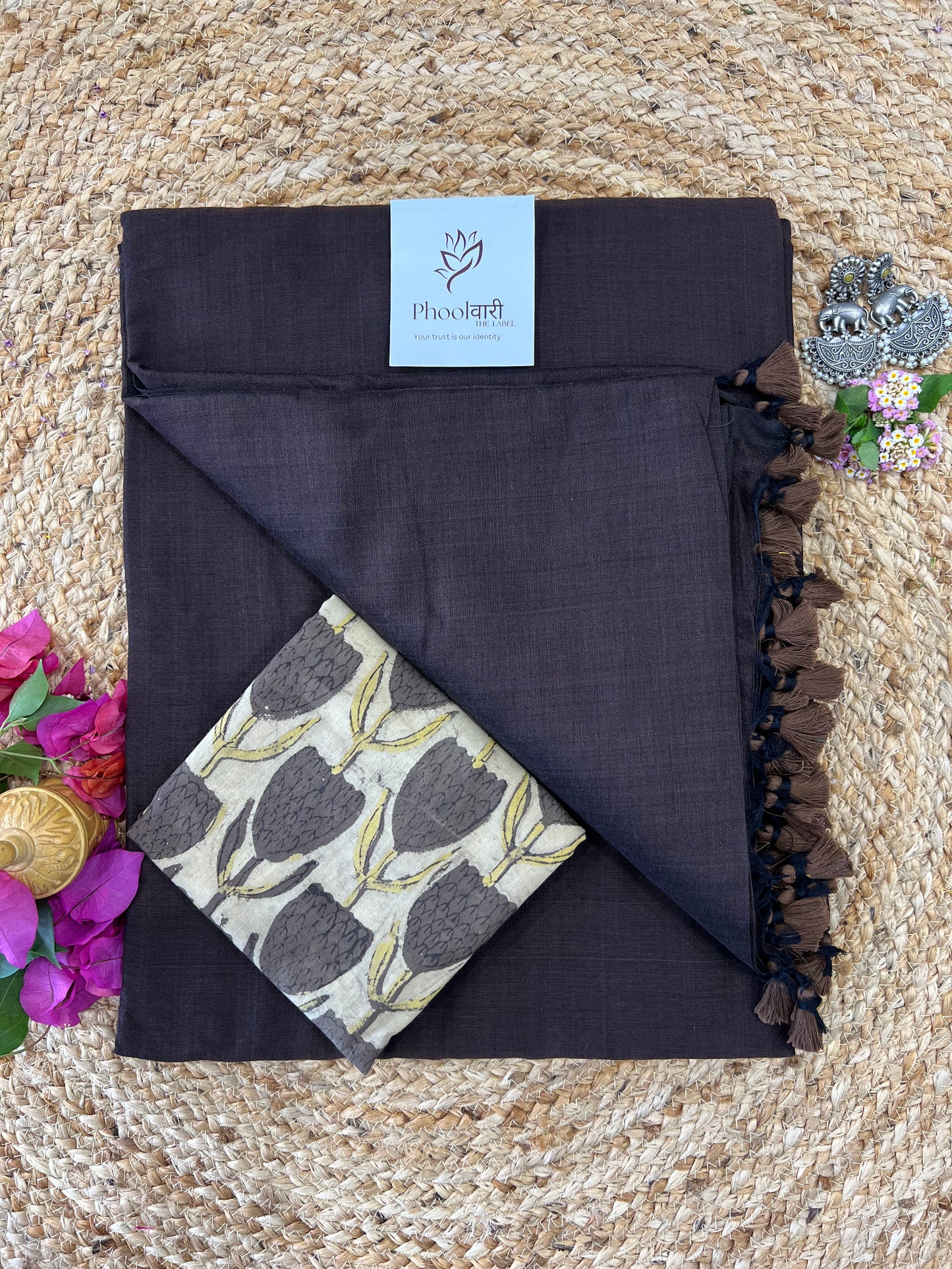 Phoolwari Coffee Brown Handloom Saree