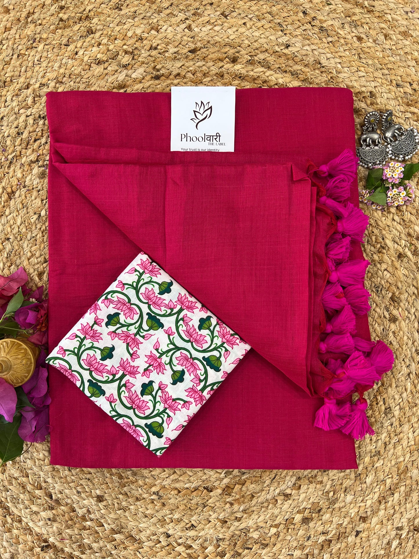 Phoolwari Queen Pink Handloom Saree