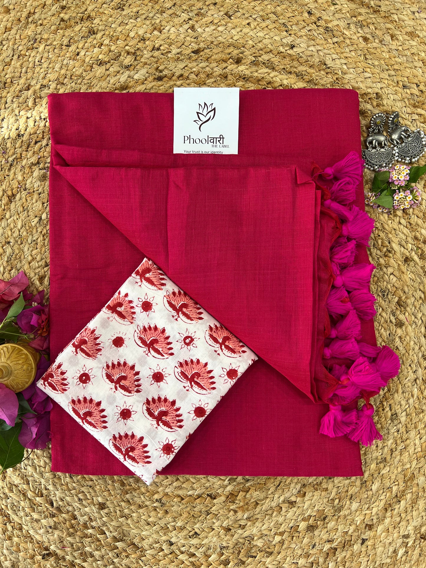 Phoolwari Queen Pink Handloom Saree