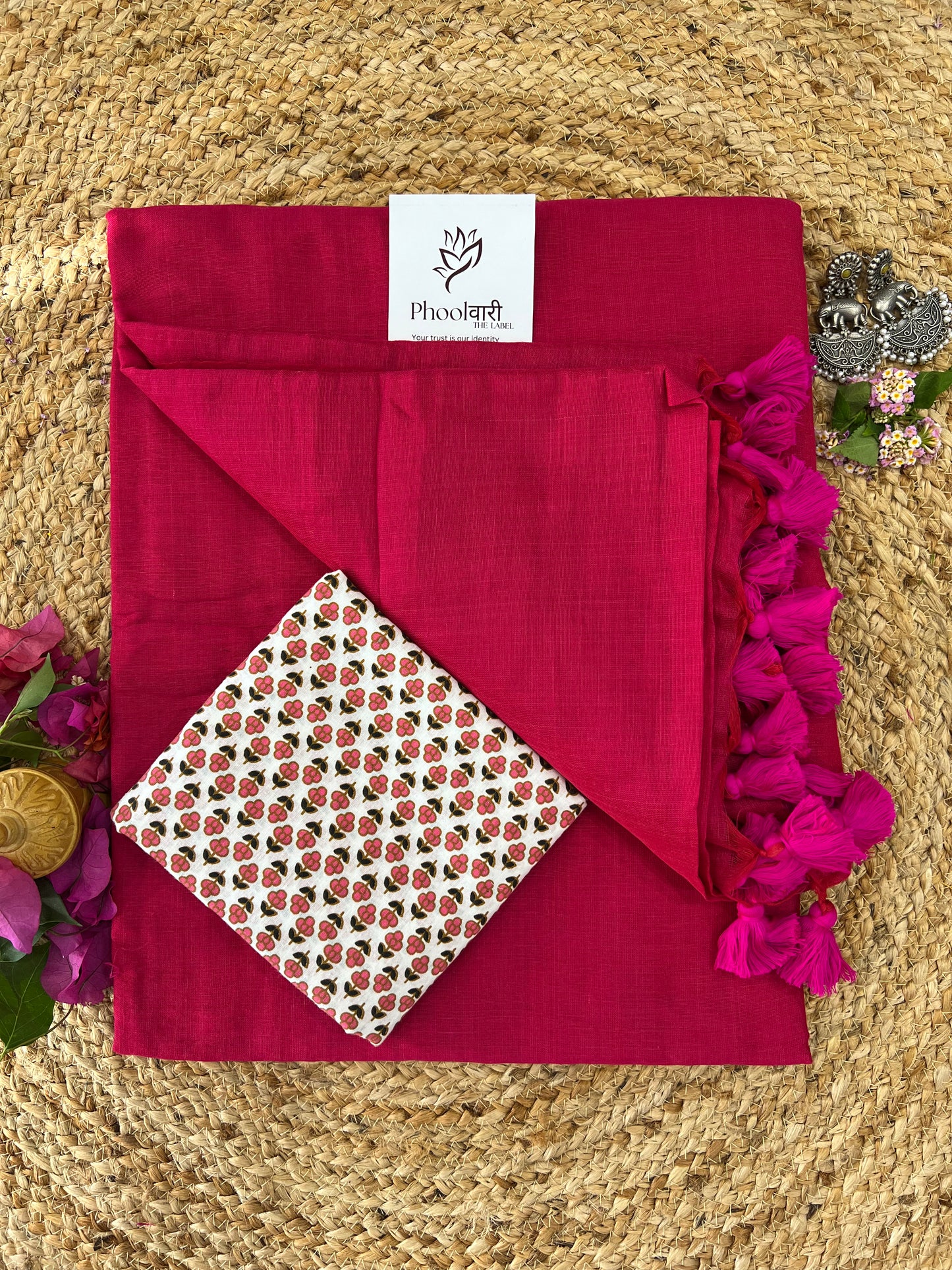 Phoolwari Queen Pink Handloom Saree